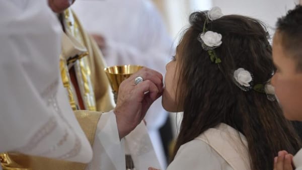 Premières communions et profession de foi